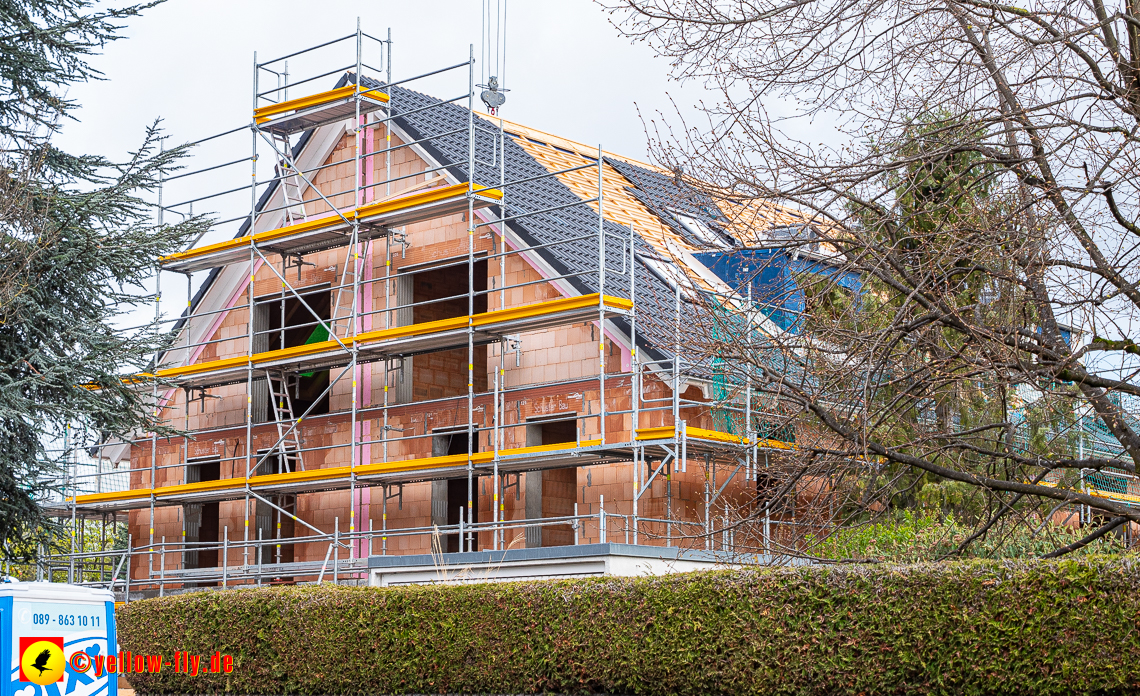 26.04.2023 - Burgfotos von der Baustell Niederalmstraße 16 in Neuperlach